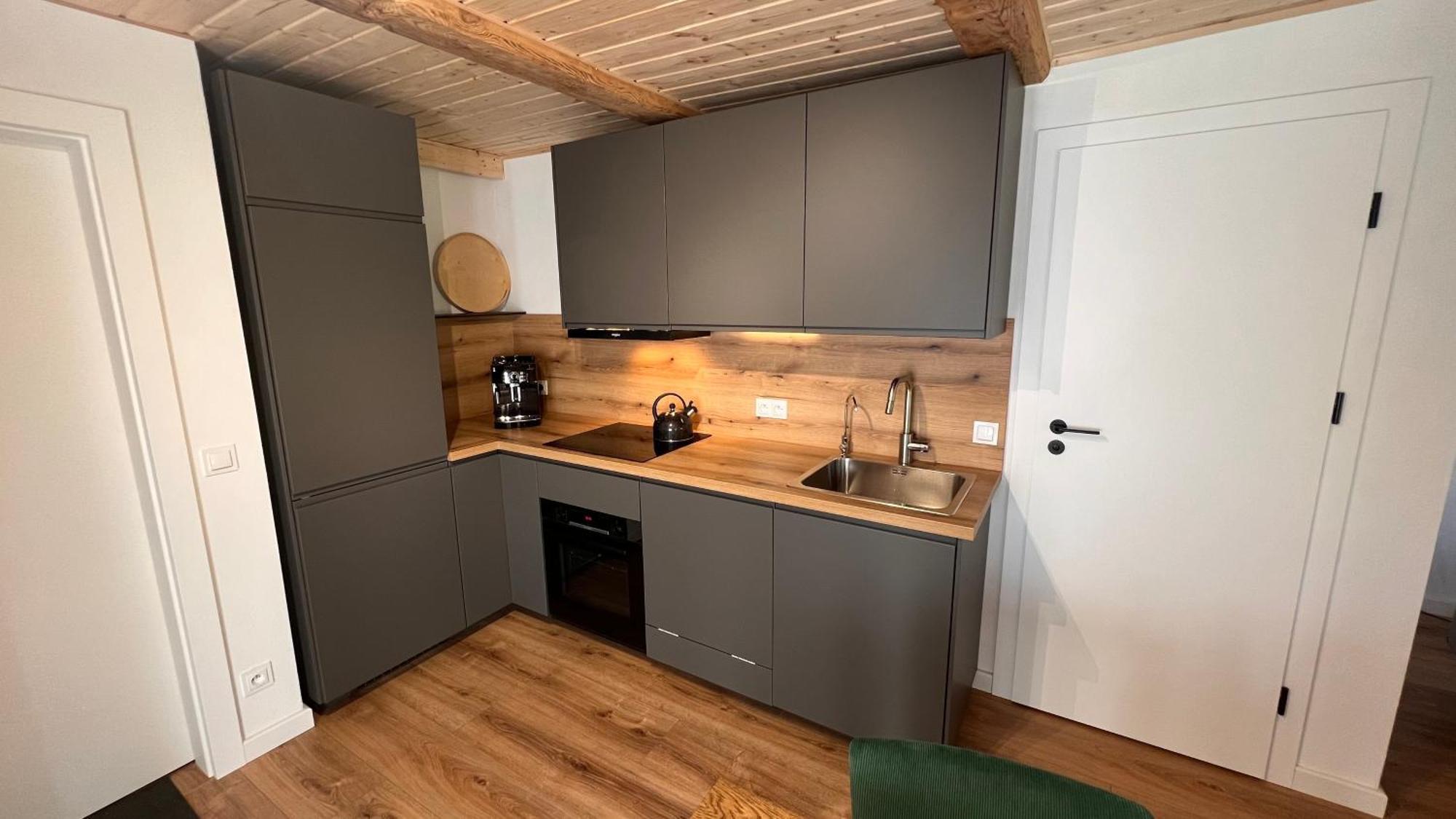 Nova Apartment